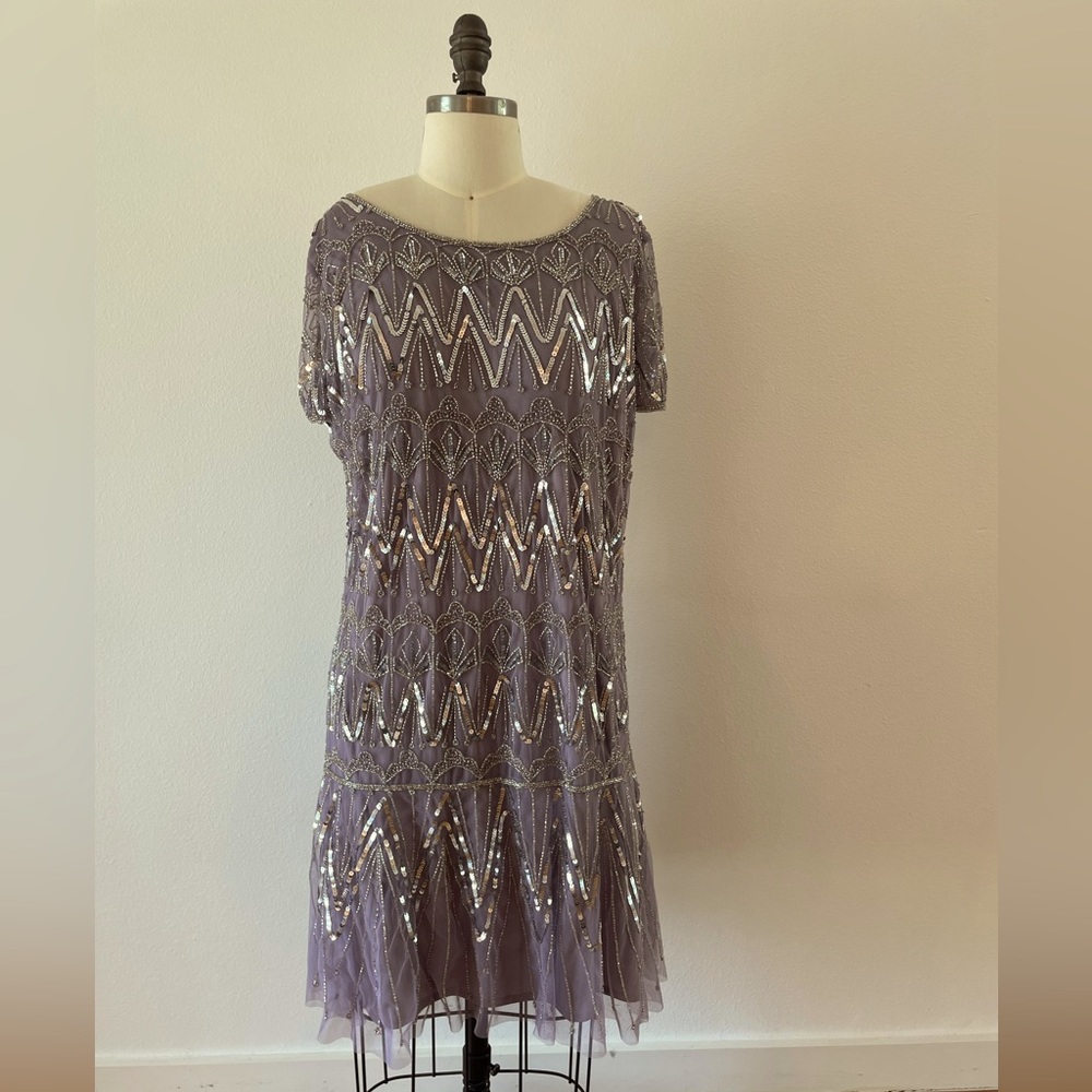 Pisarro Nights NWT Cocktail/Mother of the Bride Dress/ Lavender w/silver